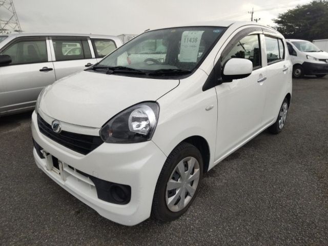 11436 Daihatsu Mira e s LA300S 2016 г. (LUM Tokyo Nyusatsu)